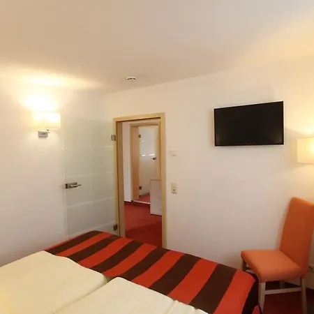 Ratskeller Affittacamere 3*